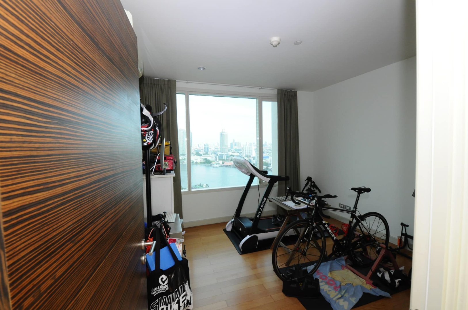 CR00090-Watermark-2-Bedrooms-3.jpg
