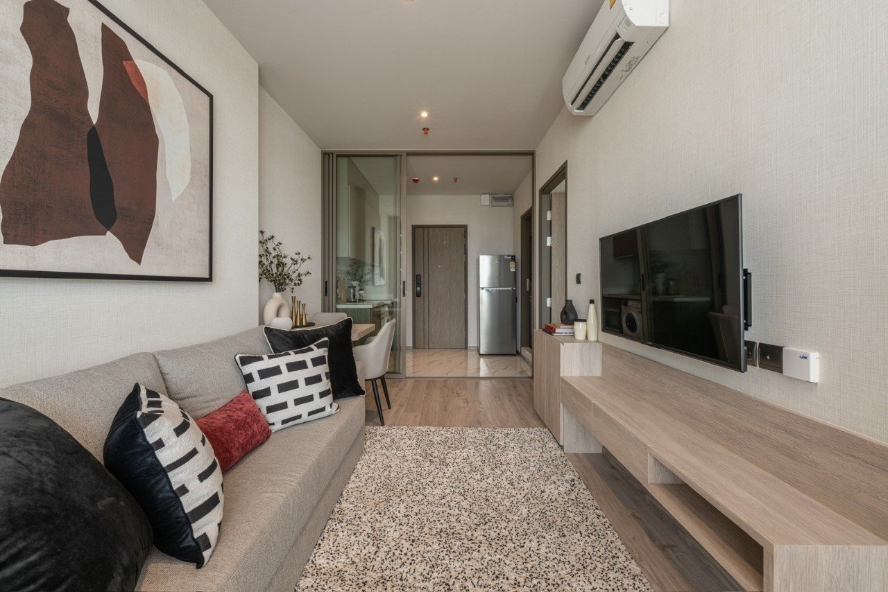 Rhythm-Estate-Ekkamai-35-Sq.m.-Hero-3.jpg
