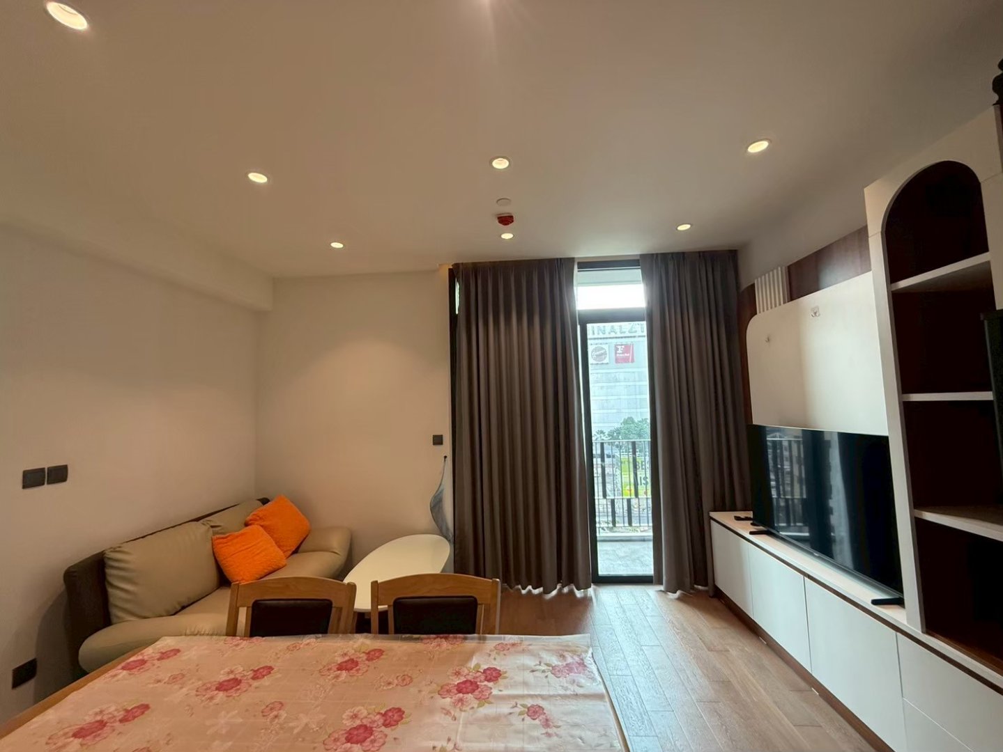 CL00040-MUNIQ-Sukhumvit-231.jpg