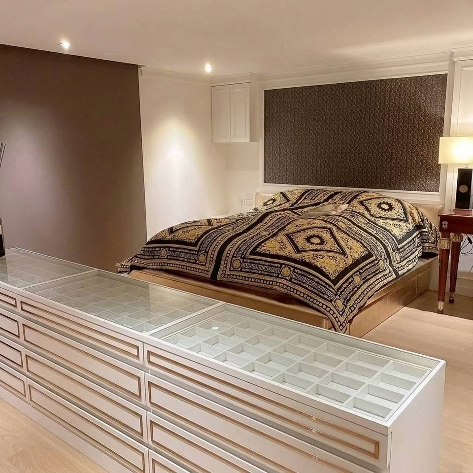 Na-Va-Residence-Hero-Picture-2.jpg