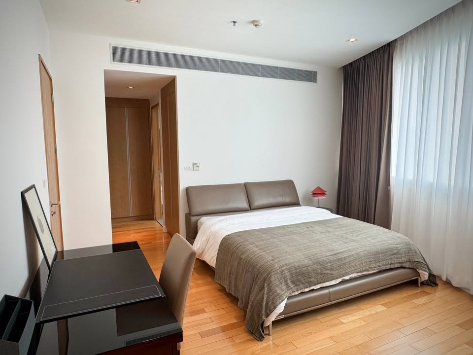 The-Millenium-Residence-Hero-Picture-3.jpg