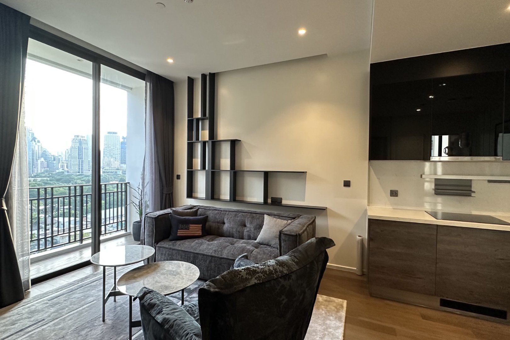 muniq-langsuan-2bedroom-3.jpg