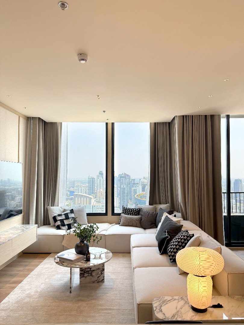 Noble-Form-Penthouse-151-Sq.m.Hero-pic.4.jpg