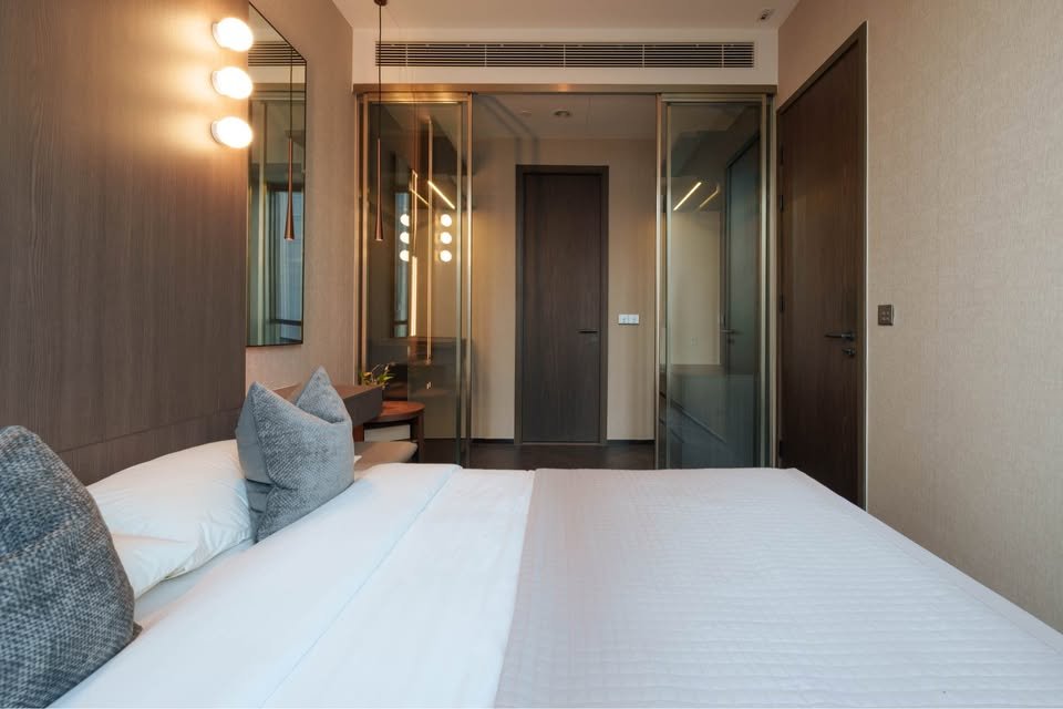 CL00145-The-ESSE-Sukhumvit-36-Hero-2.jpg