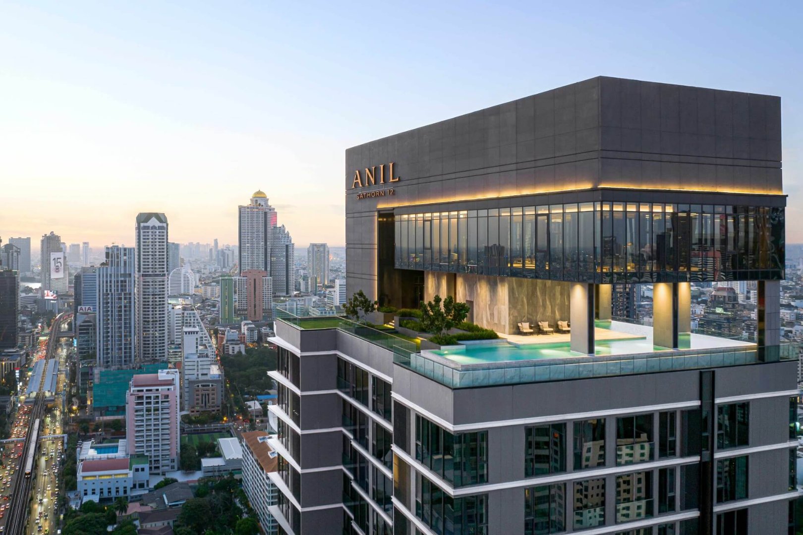anil-sathorn-12-1.jpg