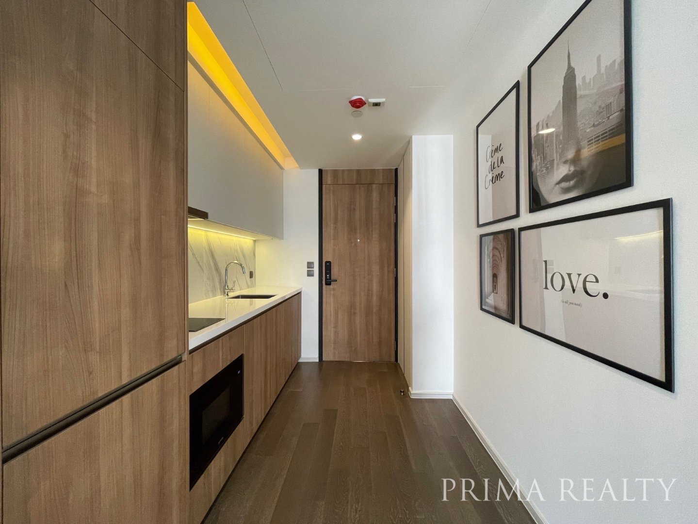 muniq-sukhumvit-23-1bedroom-2.jpg