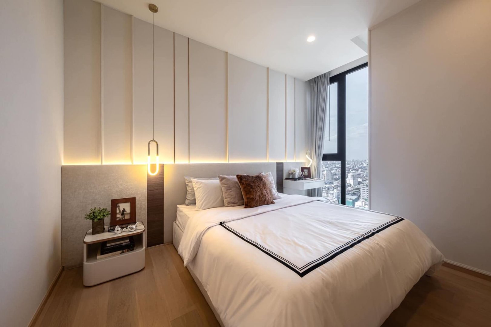 anil-sathorn-12-interior-4.jpg