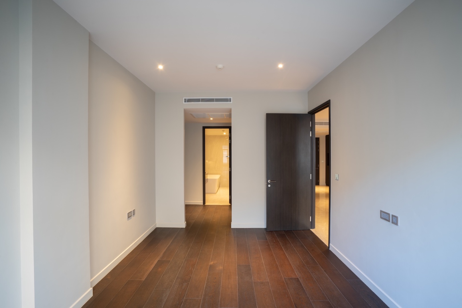 nivati-thonglor-23-2-bedrooms-104-sqm-4.jpg