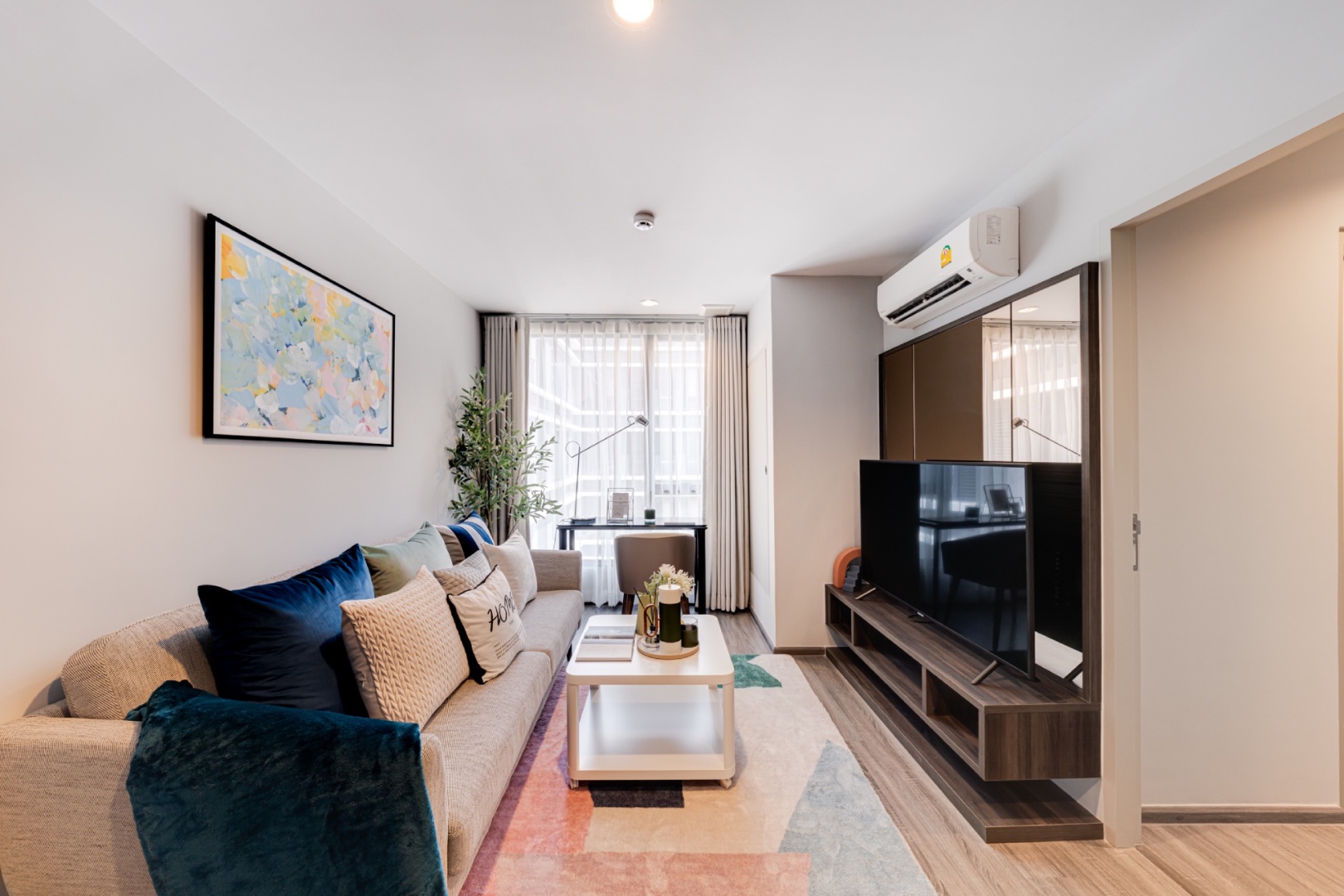 ideo-mobi-sukhumvit-40-interior-1.jpg