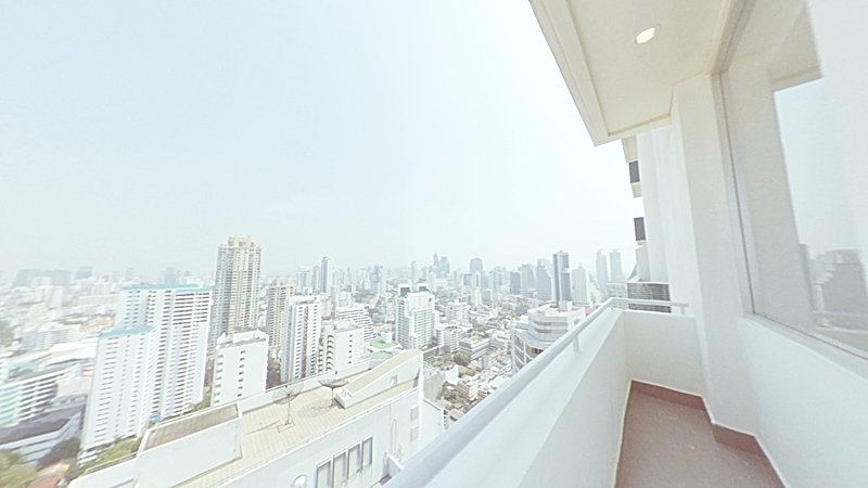 Asoke Place photo07.jpg