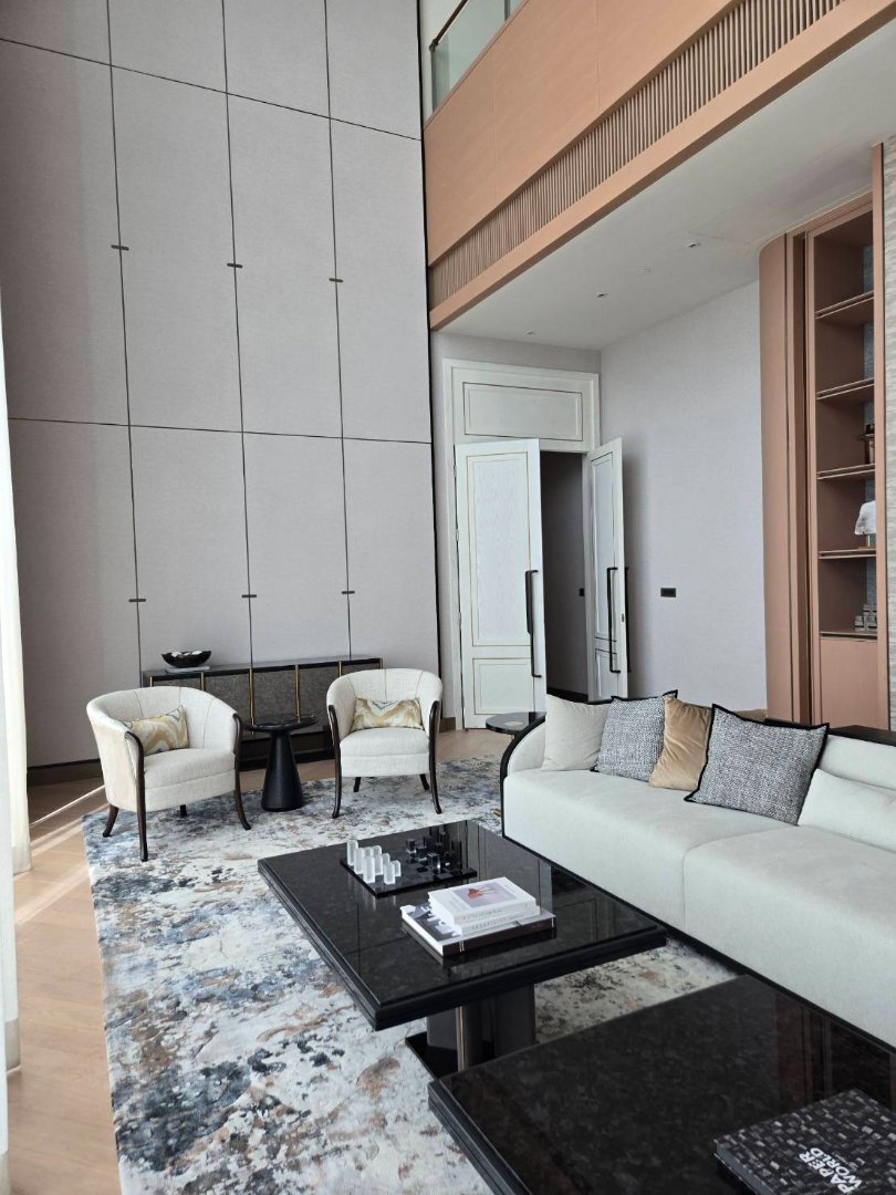 The Residences-at Mandarin-Oriental-Bangkok-Hero-Photo-2.jpg