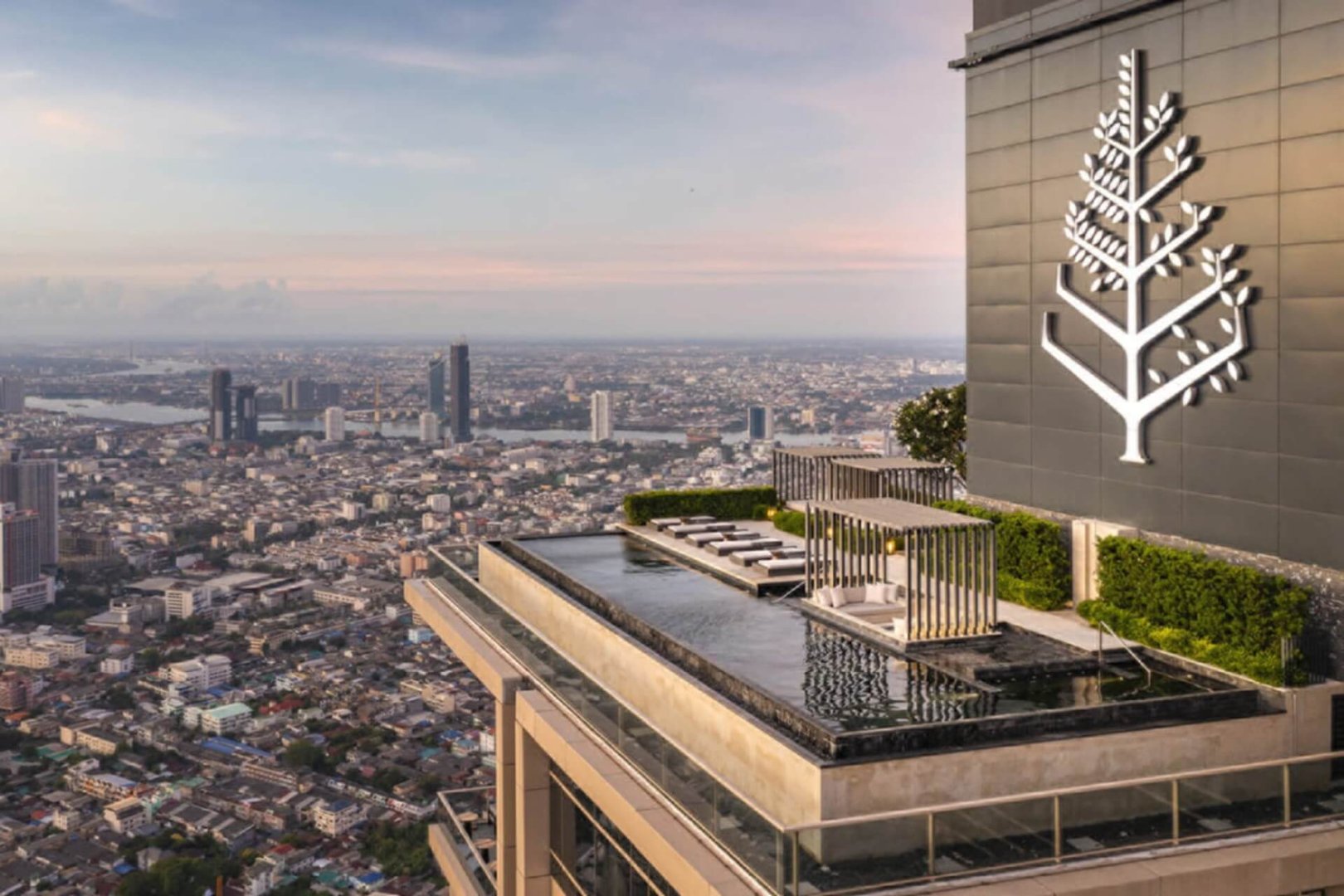 heroshot-four-season-private-residences-bangkok.jpg