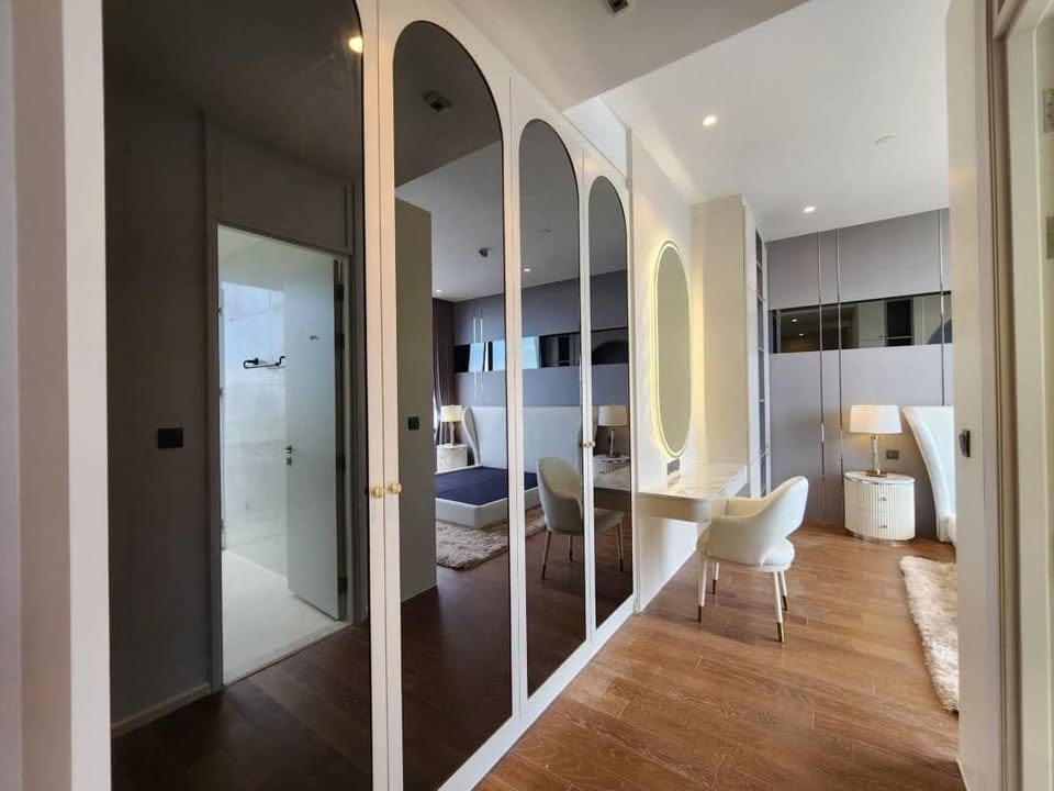 muniq-langsuan-3-bedrooms-top-floor-6.jpg