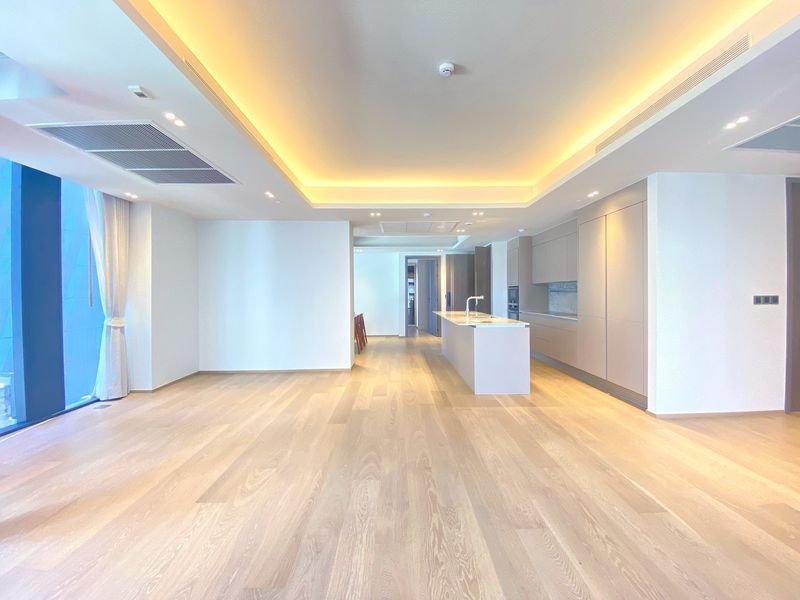 CL00125-Tonson-One-Residence-Hero-Pic- 4.jpg