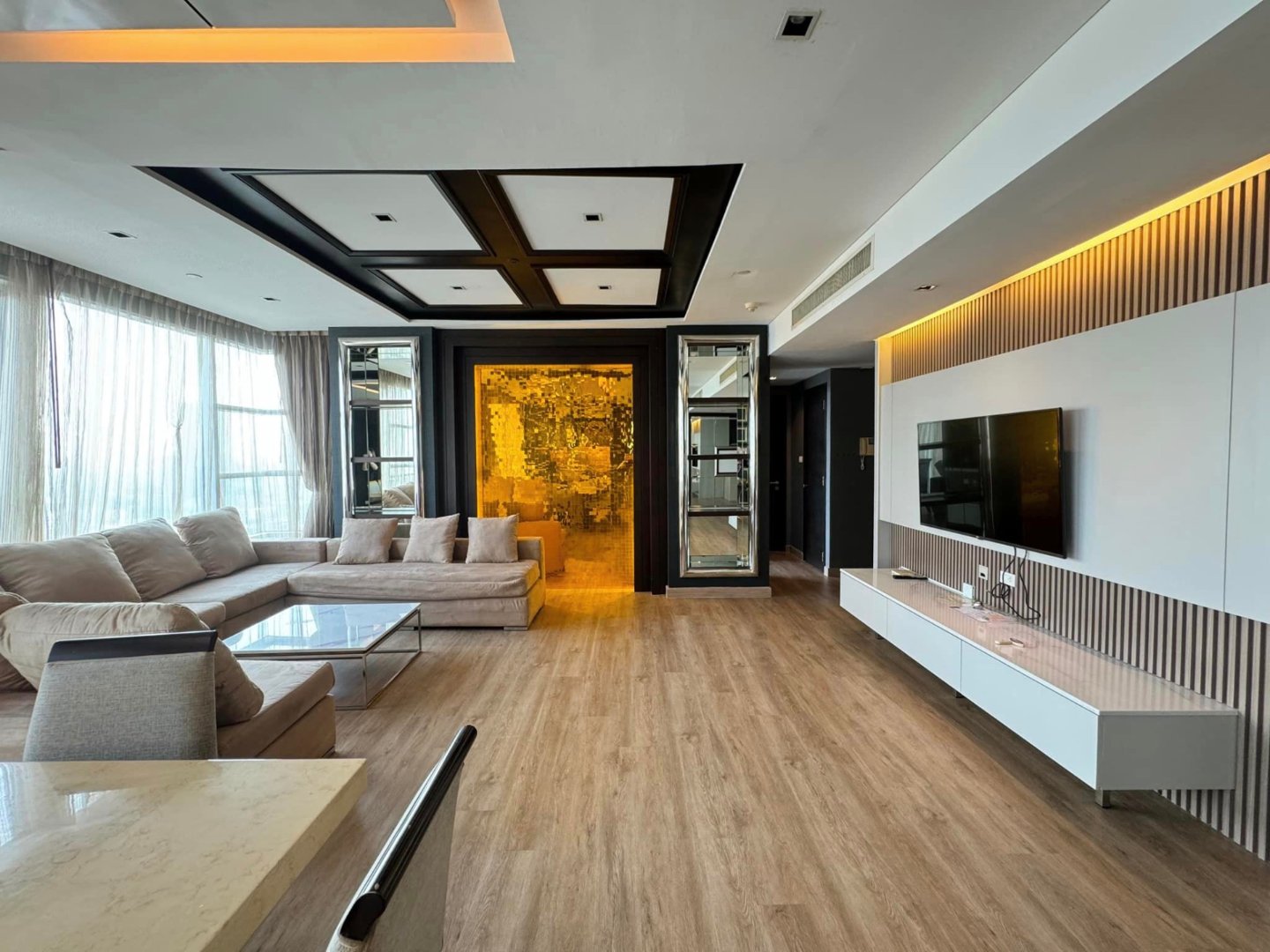 fullerton-sukhumvit-3-bedrooms-1.jpg