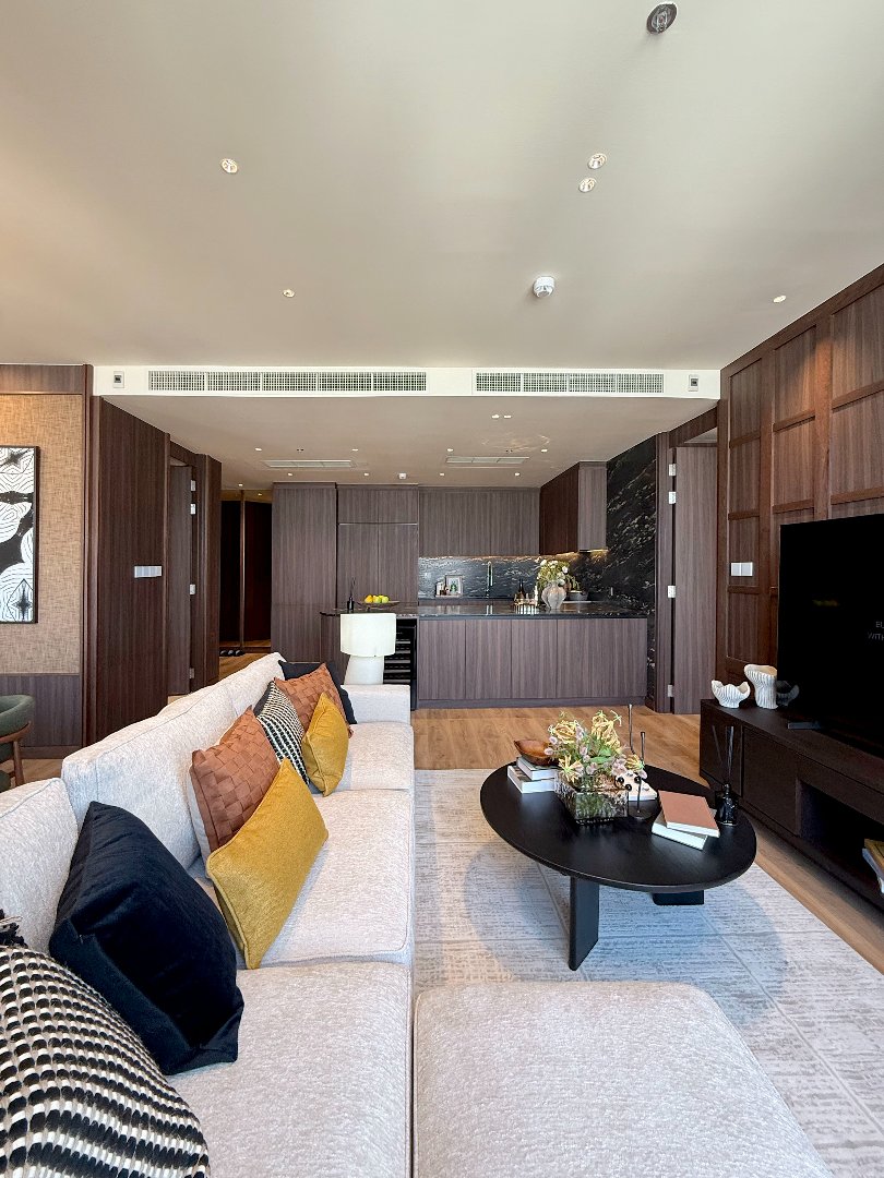 Noble-Form-Penthouse-161-Sq.m.Hero-pic.19.jpg