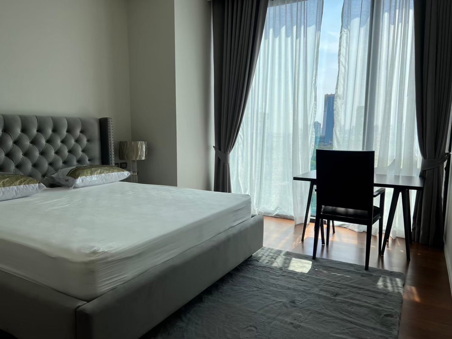CL00067-The-Residences -at-Sindhorn-Kempinski-Hero-Picture-3.jpg