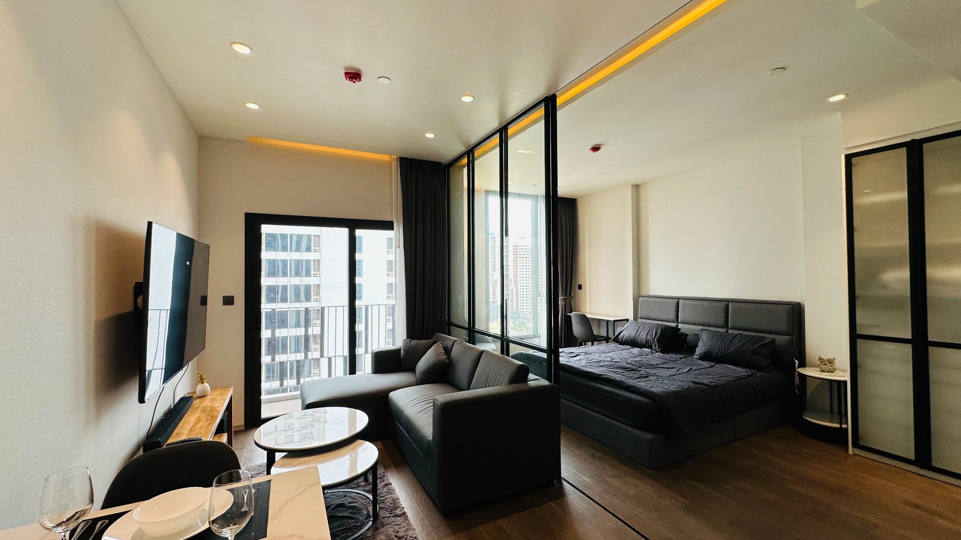 Muniq Sukhumvit 23