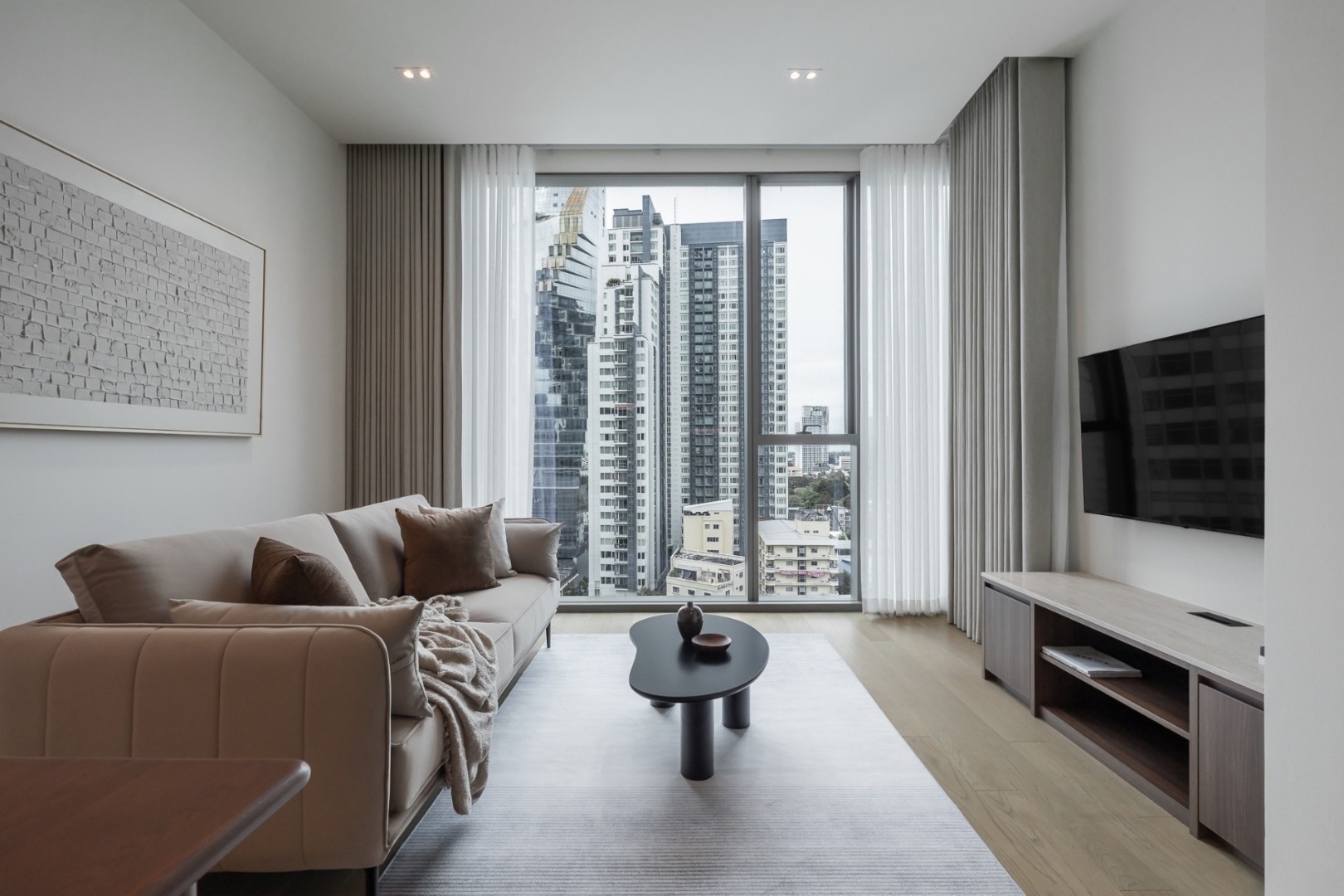 the-strand-thonglor-interior-2.jpg