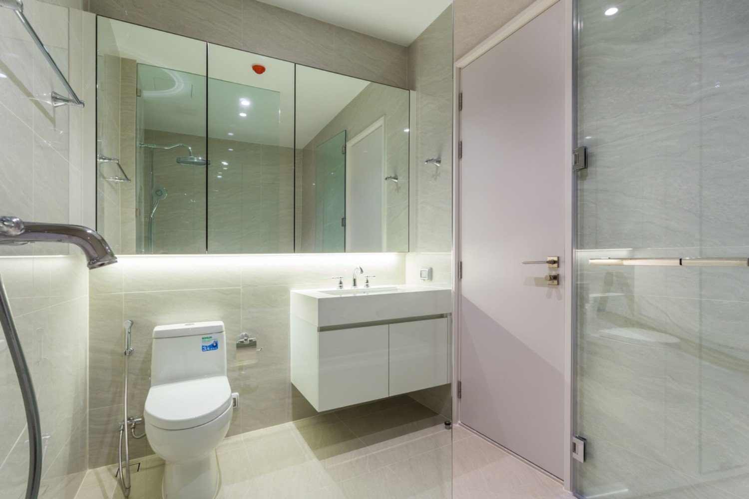 muniq-langsuan-1-bedroom-middle-floor-10.jpg