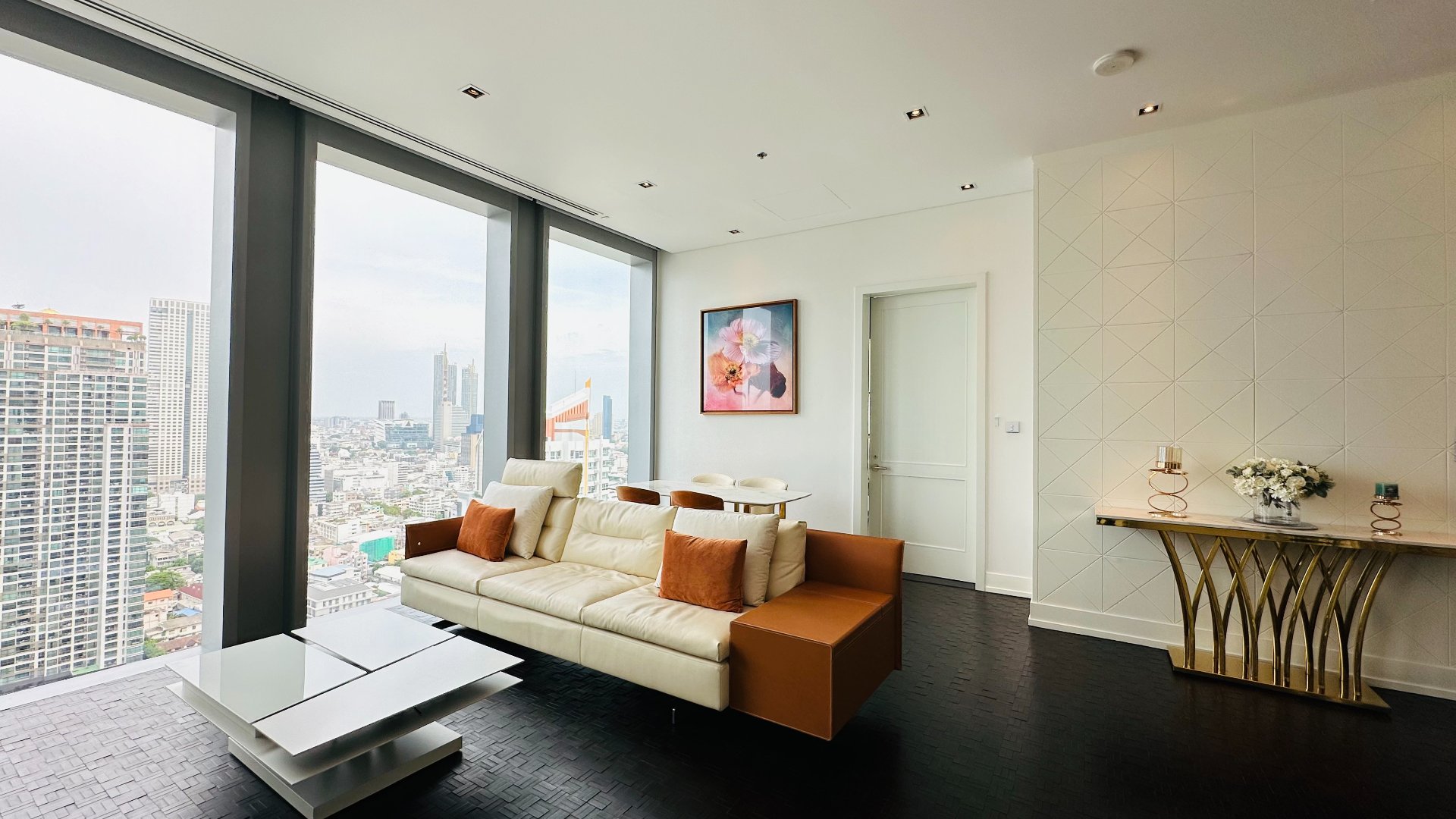 CL00048-The-Ritz-Carlton-Residences-Bangkok-Hero-Picture-1.jpg