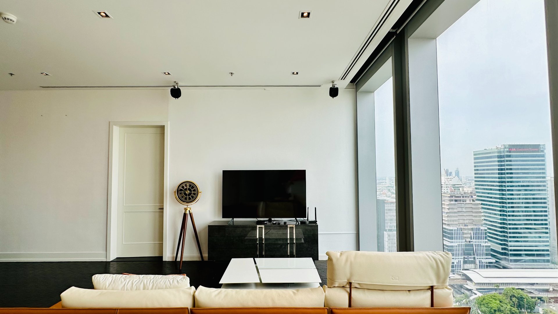 CL00048-The-Ritz-Carlton-Residences-Bangkok-Hero-Picture-12.jpg