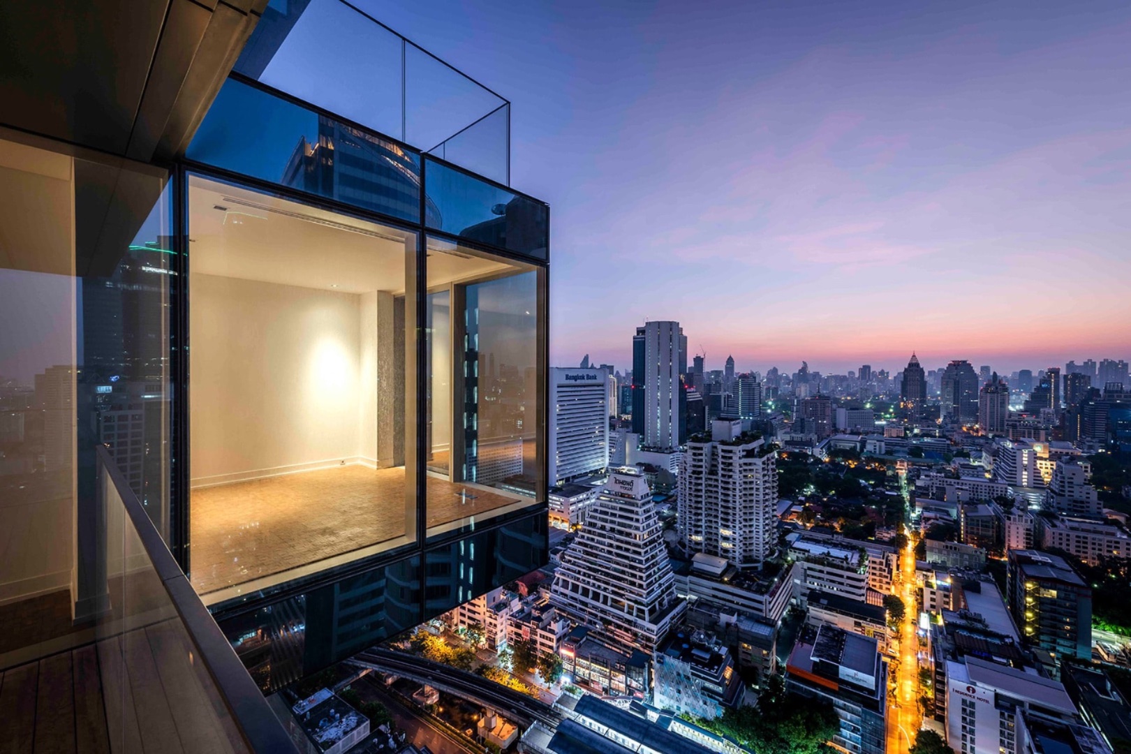 the-ritz-carlton-residences-bangkok-interior-10.jpg