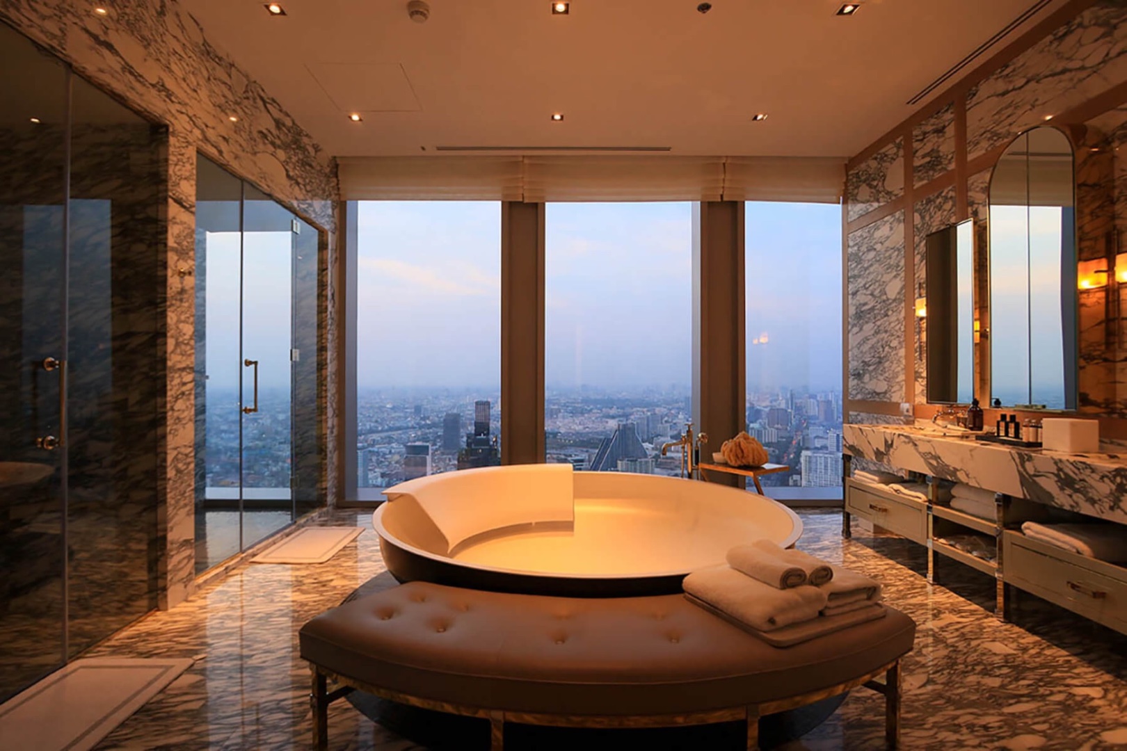 the-ritz-carlton-residences-bangkok-interior-7.jpg