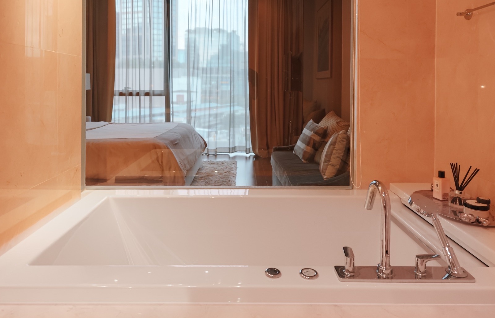 marque-sukhumvit-2-bedrooms-138-sqm-8.jpg