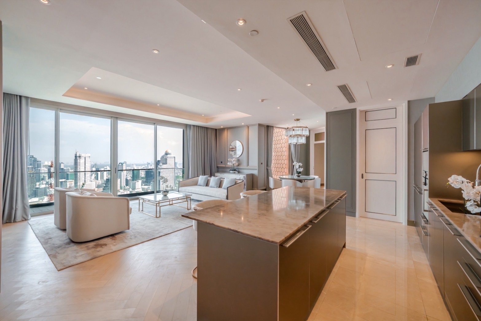 CL00147-The Residences-at-Mandarin-Oriental-Hero-Picture-4.jpg