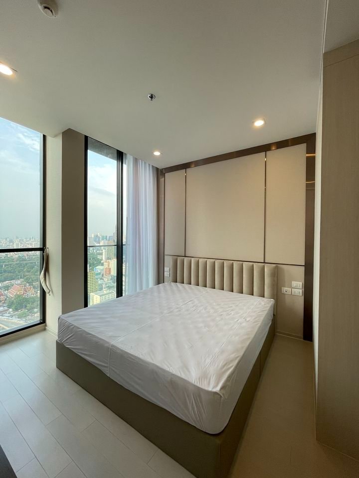 Noble Ploenchit-CR00098-Hero-Pic-3.jpg