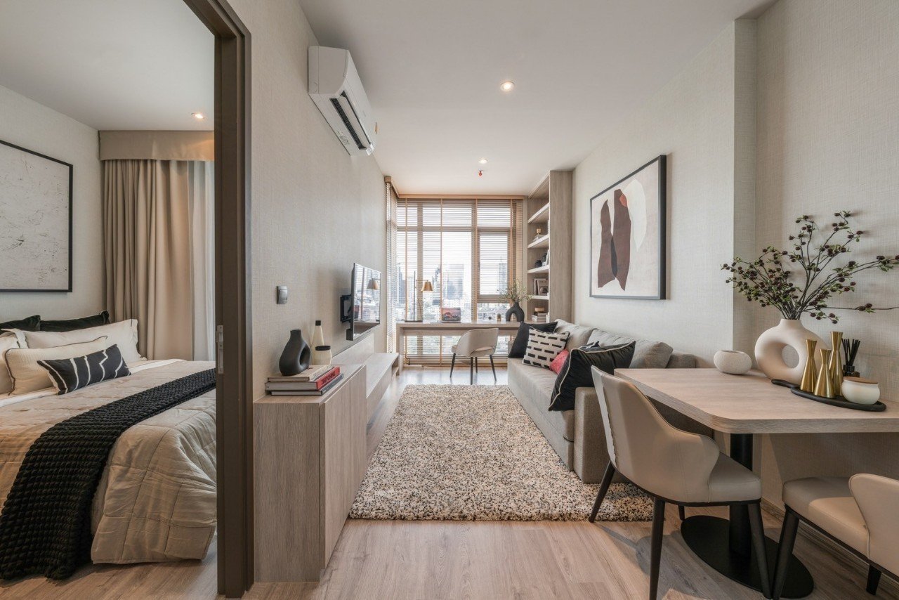 Rhythm-Estate-Ekkamai-35-Sq.m.-Hero-1.jpg