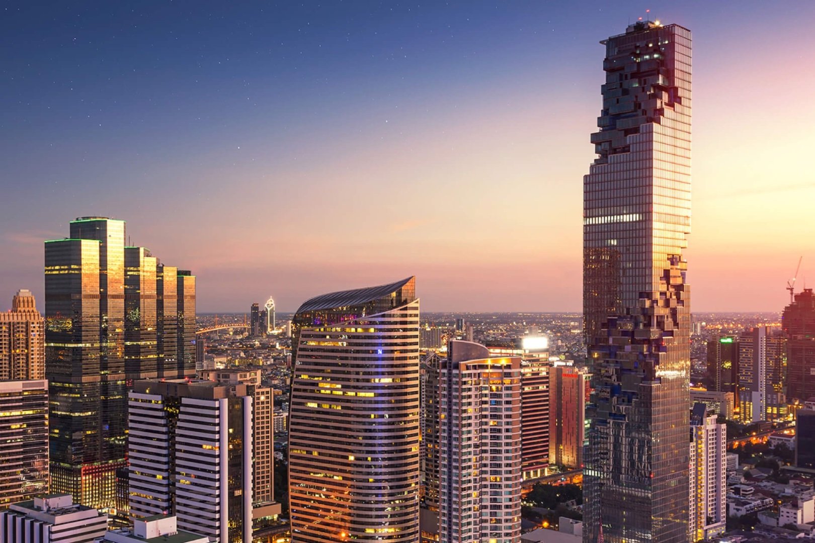 Wealthiest-Neighbourhoods-in-Bangkok-Hero-Photo-1.jpg